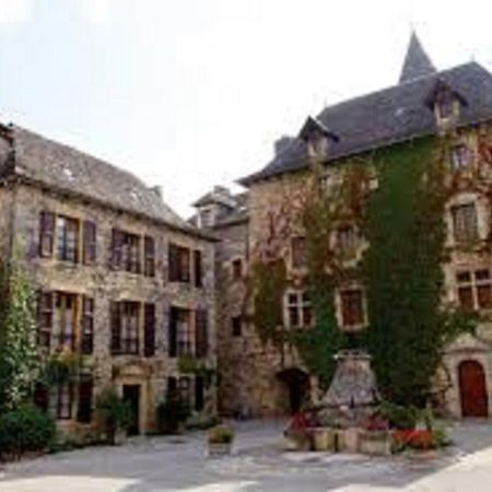 Hotel Bouloc Gabriac  Exterior foto
