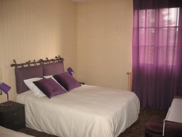Hotel Bouloc Gabriac  Zimmer foto